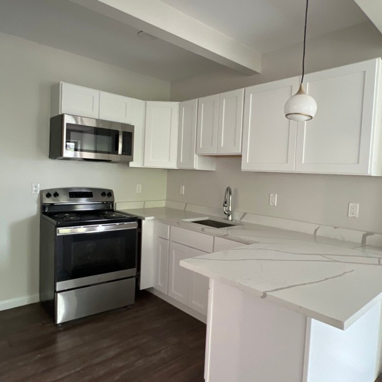 One Bedroom Apartment Unit 5 at 27 Main Street New Britain Ct 06051