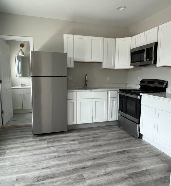 Studio Apartment Unit 3 at 27 Main Street New Britain Ct 06051